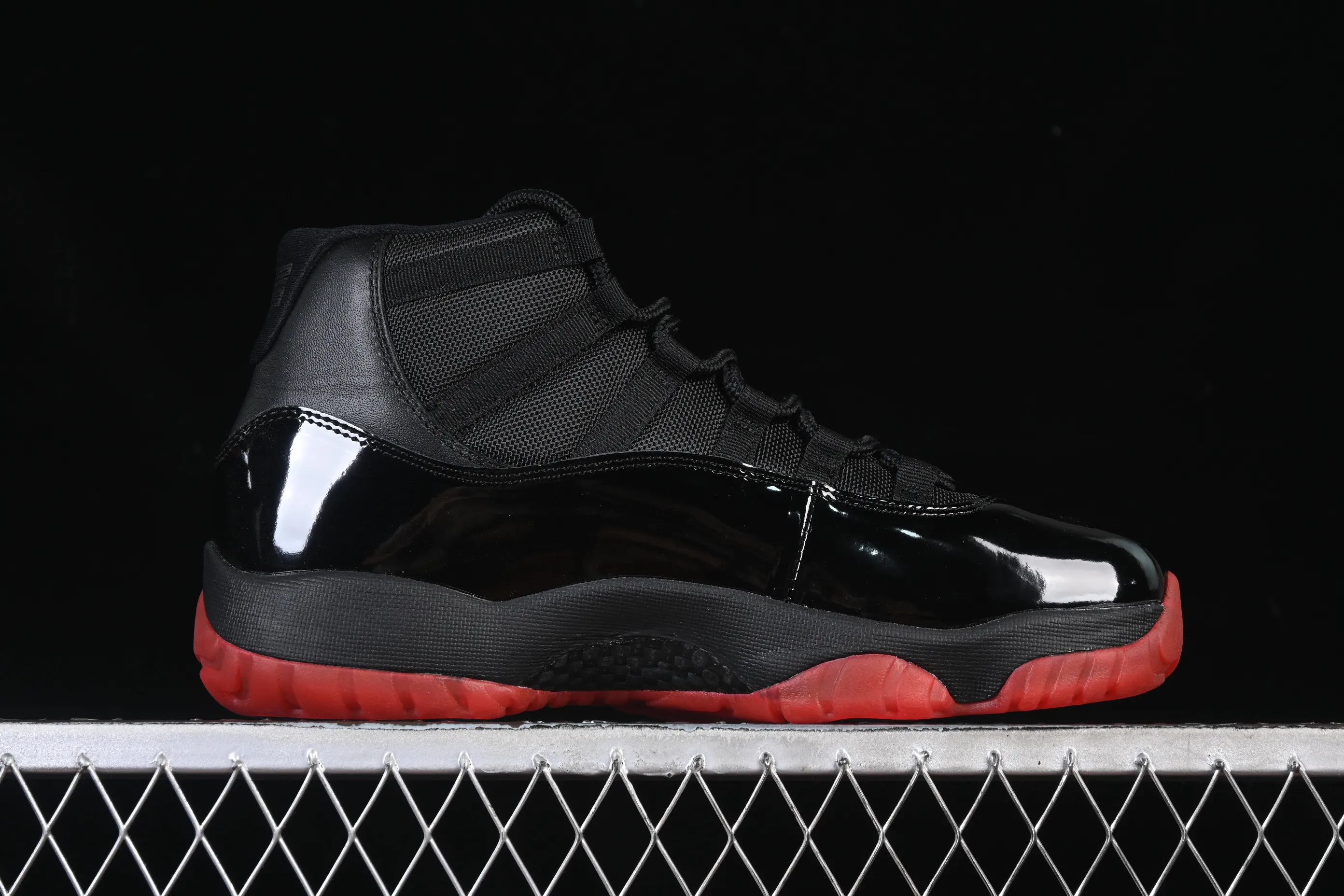 All categories Air Jordan Jordan series basketball shoes Air Jordan 11 Air Jordan 11 Retro "Black Red" AJ11 Joe 11 new black red 378037-326